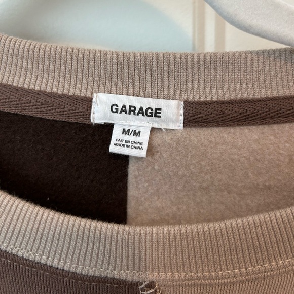 Garage cropped color-block brown sweatshirt, size medium - Picture 2 of 3